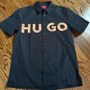 NWOT Hugo Boss Men’s Ebor Logo Patch Shirt Black Short Sleeve Button Down-Small